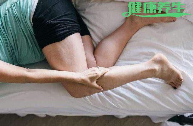 动不动就腿抽筋，是因为缺钙还是长个？也许是因为这几个原因